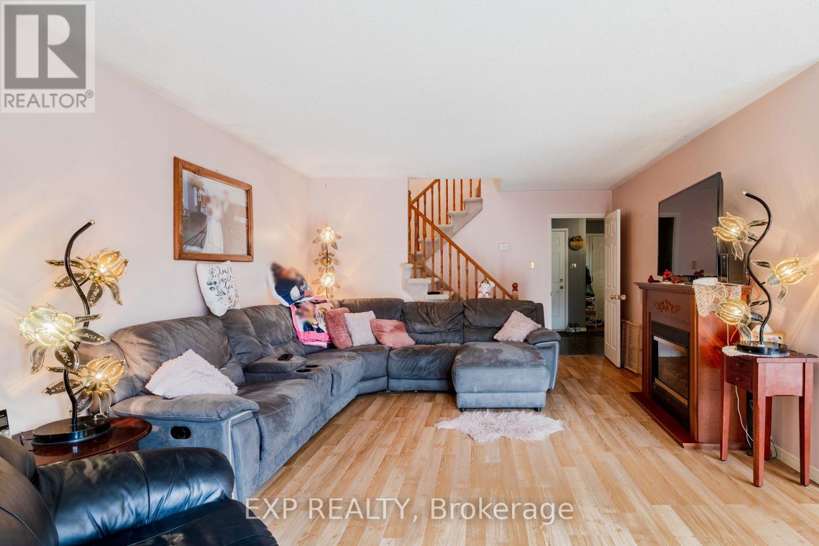 660 East Street, Edwardsburgh/cardinal, Ontario  K0E 1E0 - Photo 21 - X12100029