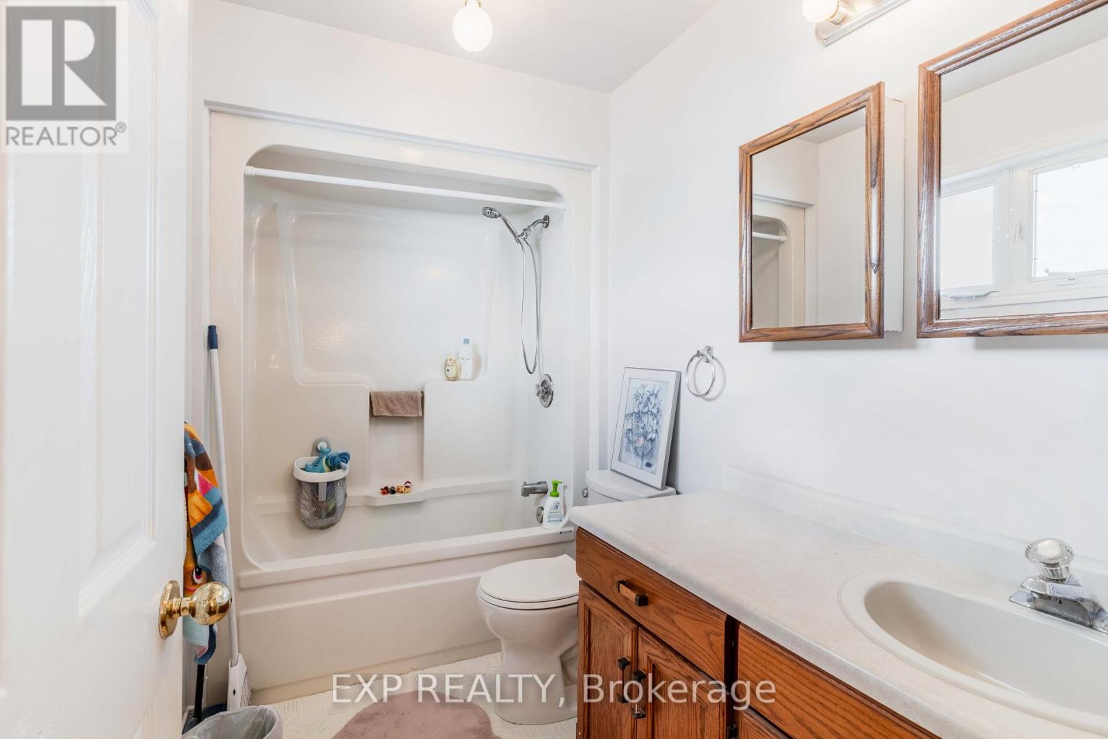 660 East Street, Edwardsburgh/cardinal, Ontario  K0E 1E0 - Photo 23 - X12100029