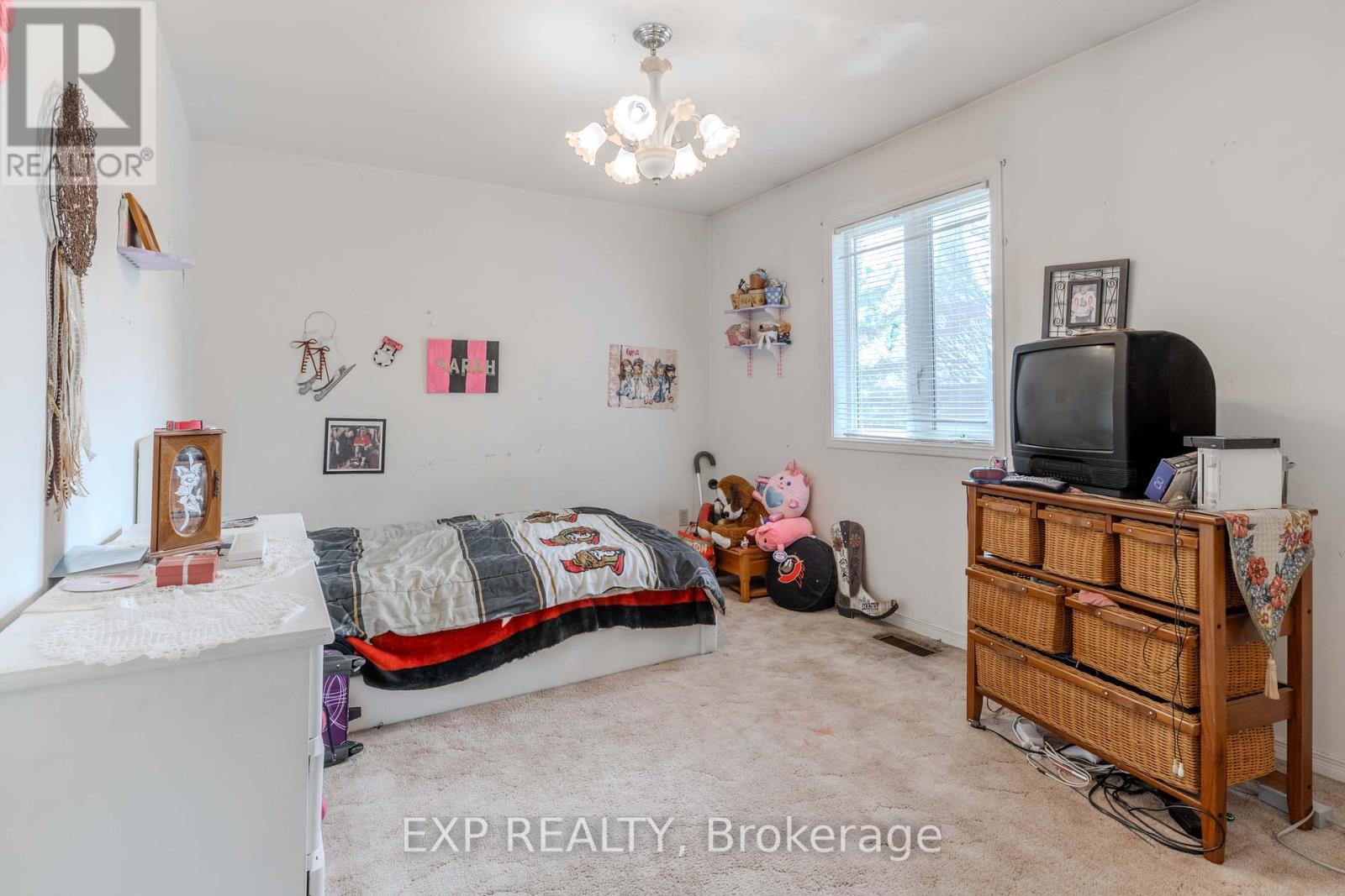 660 East Street, Edwardsburgh/cardinal, Ontario  K0E 1E0 - Photo 27 - X12100029