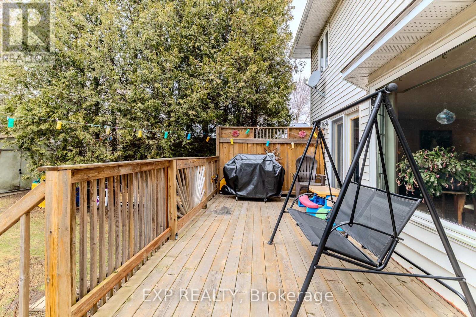 660 East Street, Edwardsburgh/cardinal, Ontario  K0E 1E0 - Photo 6 - X12100029