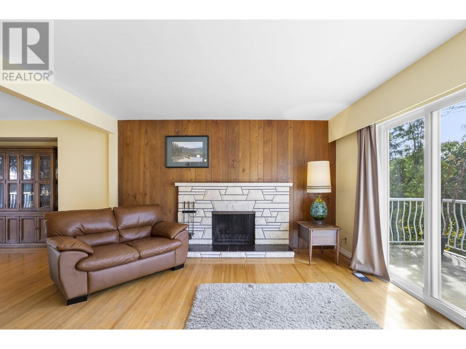 560 Garrow Drive, Port Moody, British Columbia  V3H 1H5 - Photo 7 - R2991262