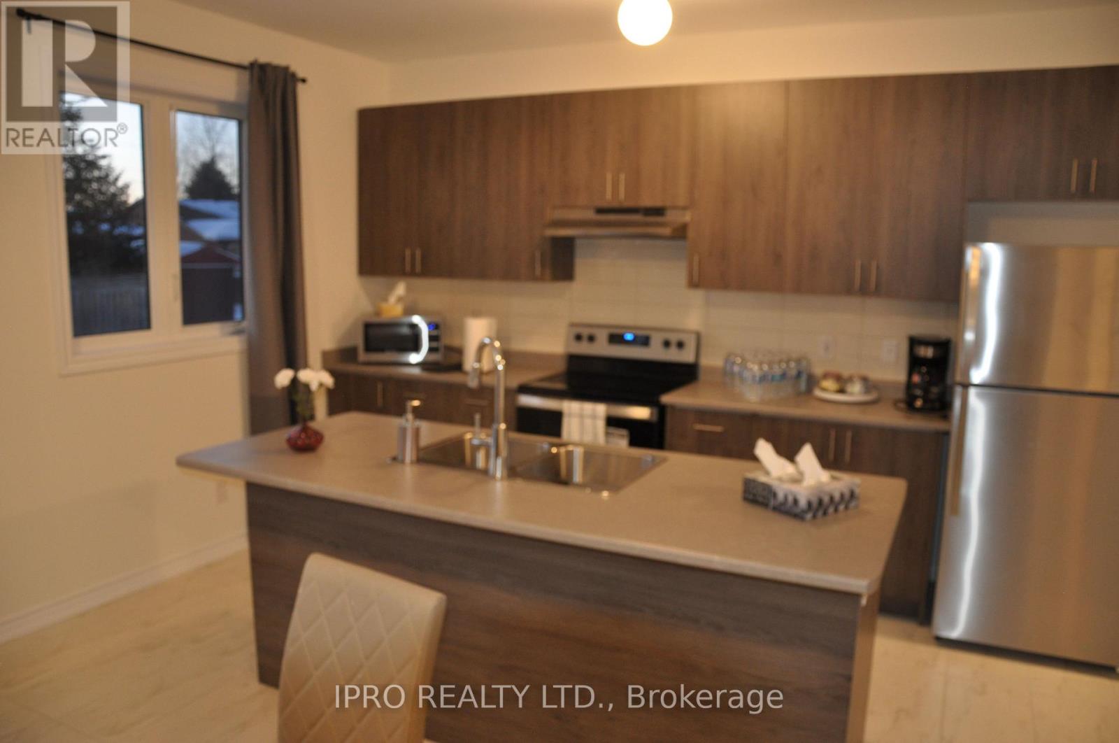 3 Beatrice Drive, Wasaga Beach, Ontario  L9Z 0L3 - Photo 21 - S12095142