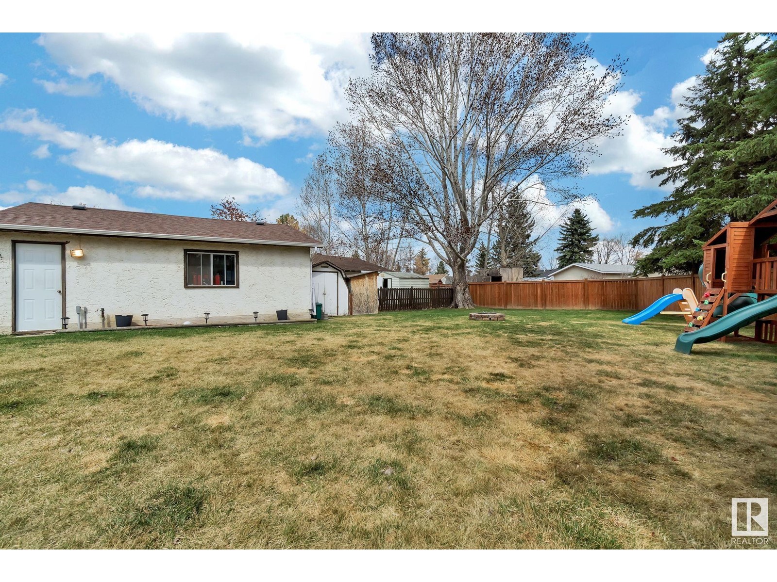 28 Bella Coola Dr, Leduc, Alberta  T9E 4J3 - Photo 52 - E4432325