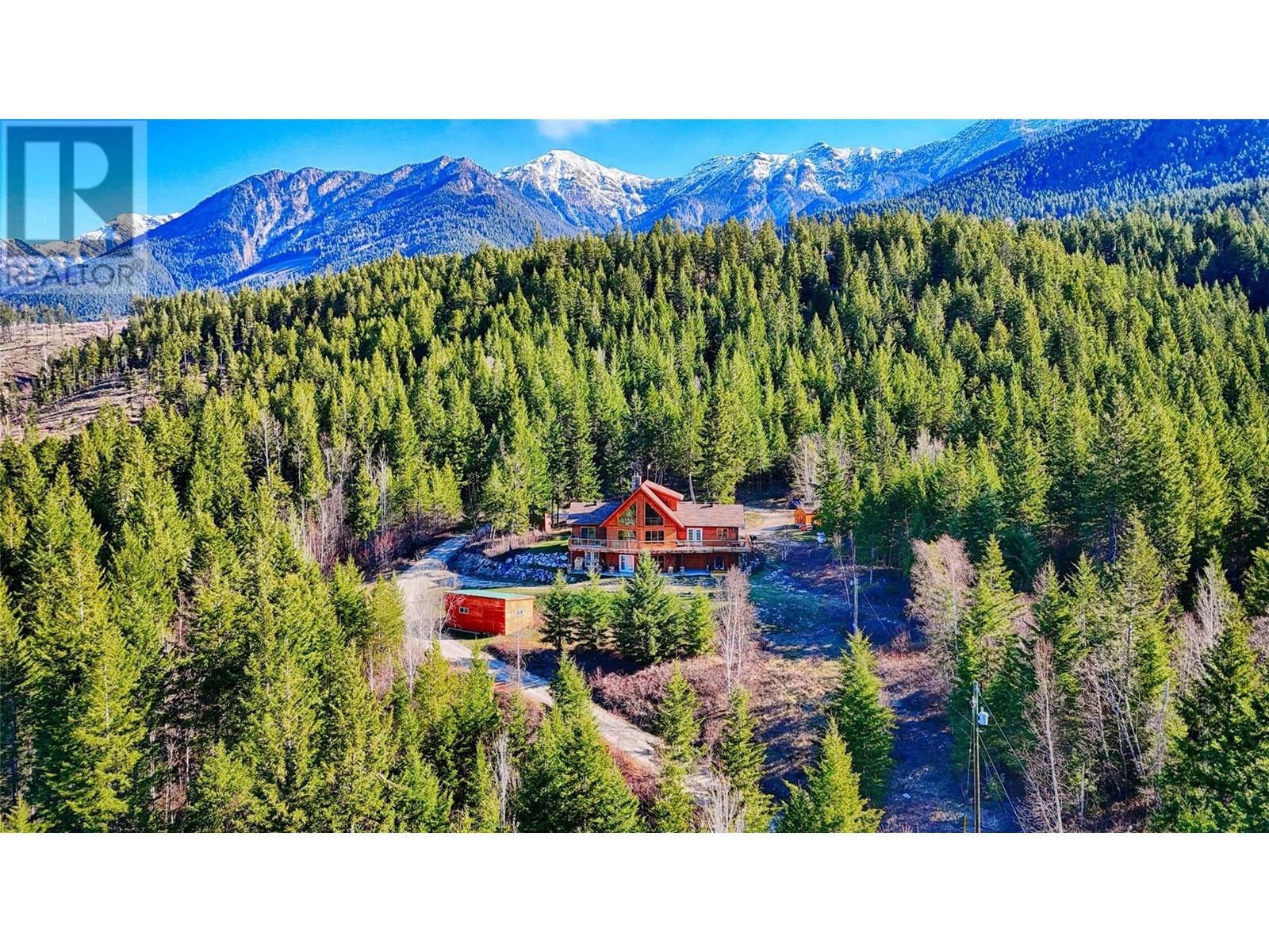 110 Highway 95, spillimacheen, British Columbia
