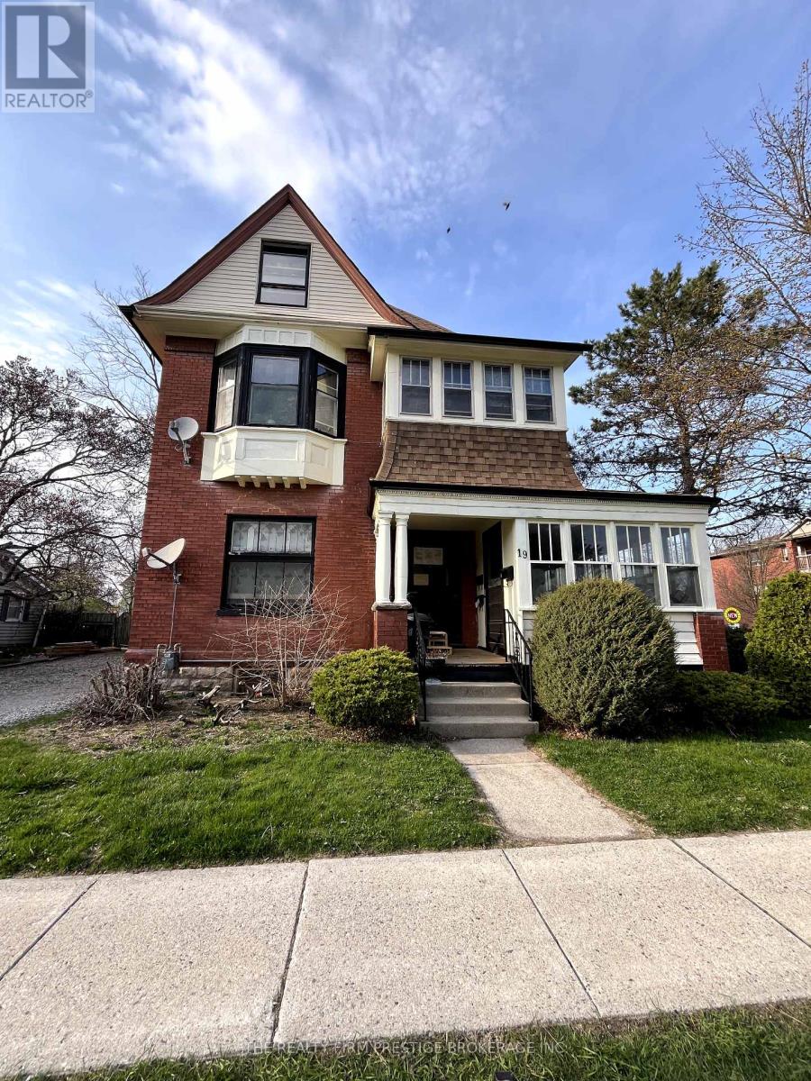 19 SCOTT STREET, St. Thomas, Ontario