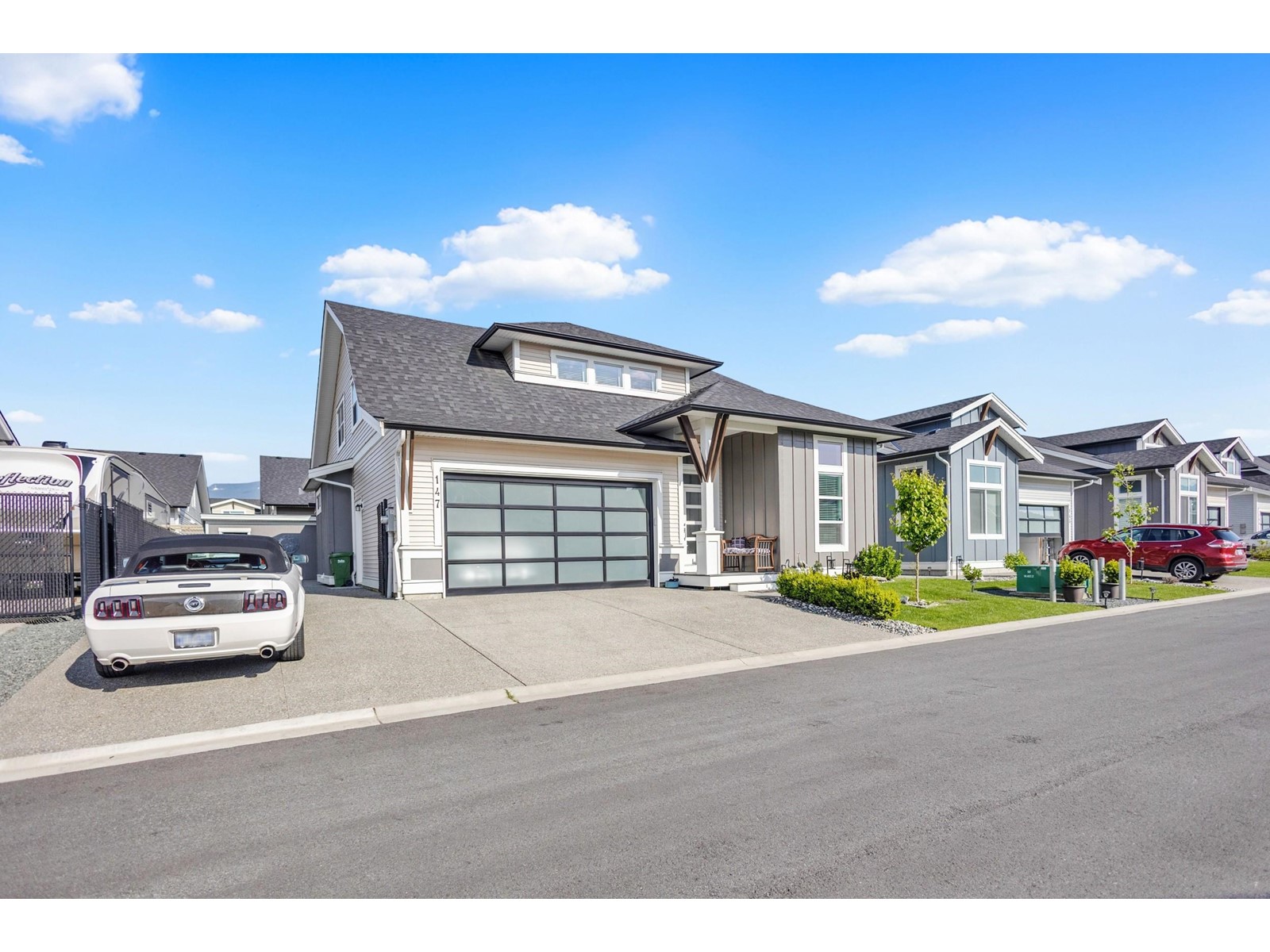Property at 147 46213 HAKWELES ROAD image 2