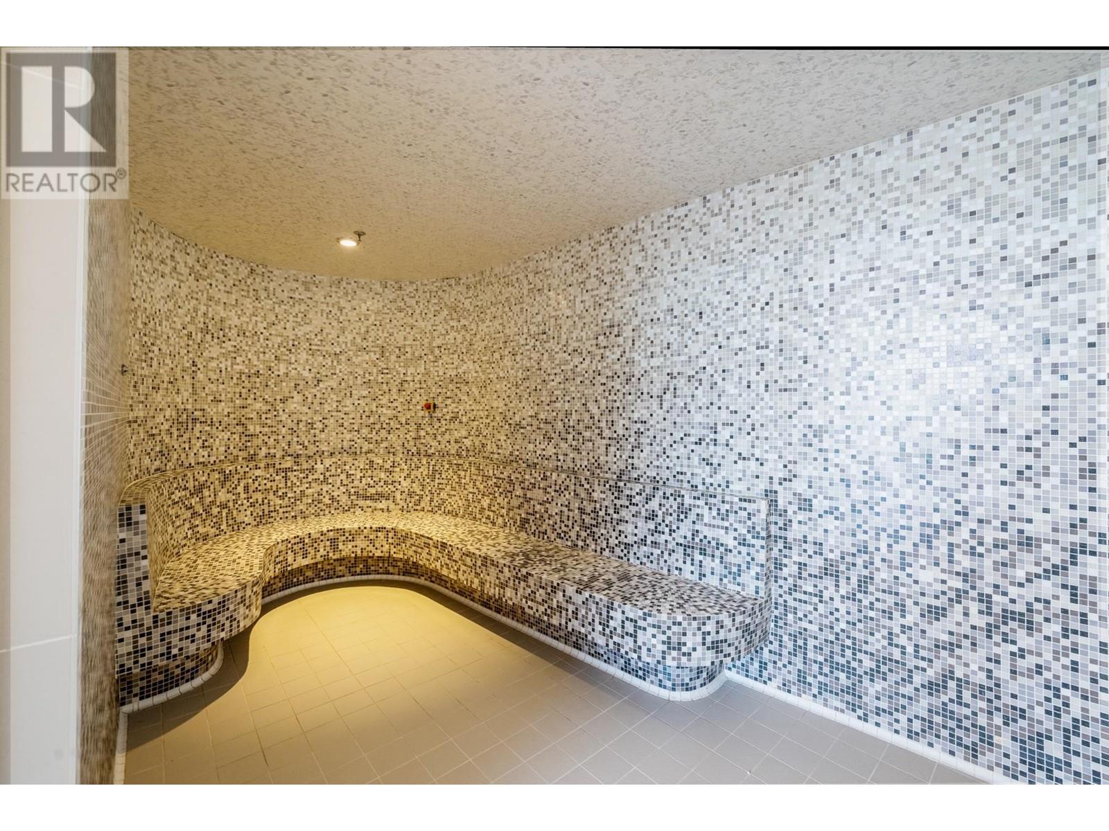 Listing Picture 29 of 40 : 688 87 NELSON STREET, Vancouver / 溫哥華 - 魯藝地產 Yvonne Lu Group - MLS Medallion Club Member