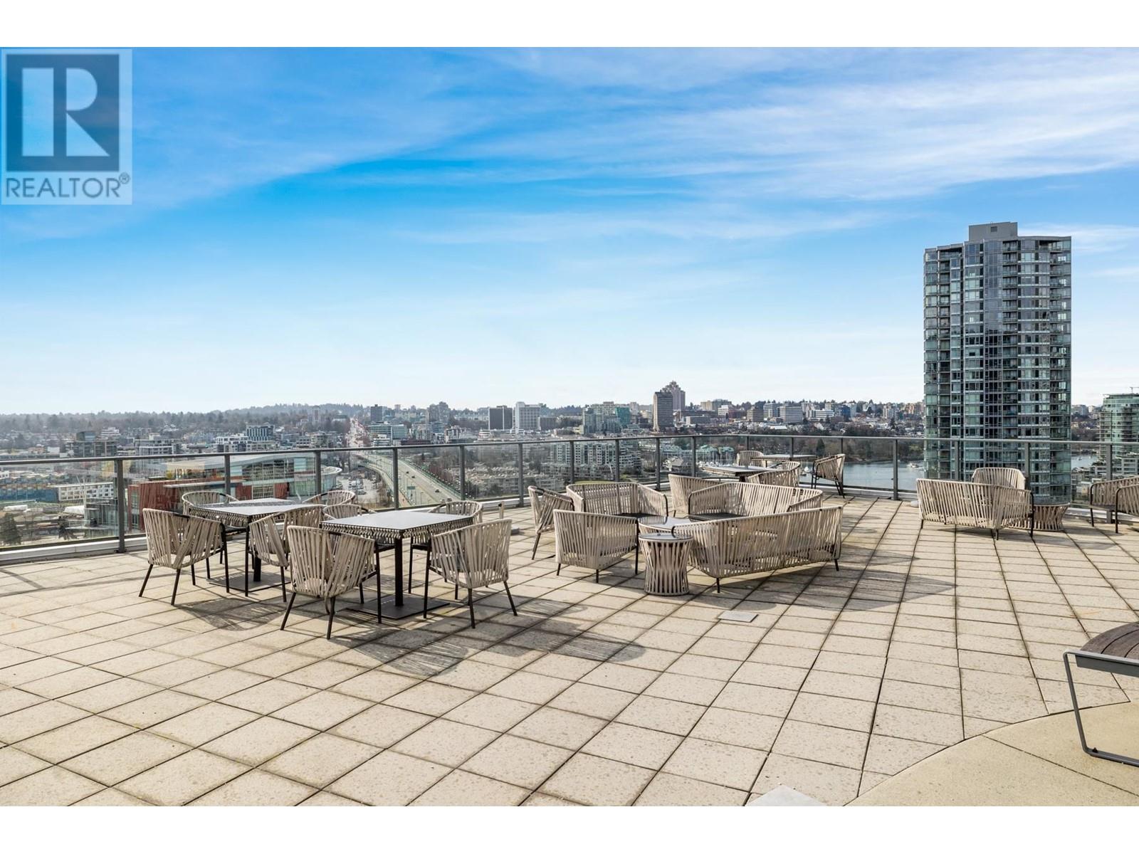 Listing Picture 37 of 40 : 688 87 NELSON STREET, Vancouver / 溫哥華 - 魯藝地產 Yvonne Lu Group - MLS Medallion Club Member