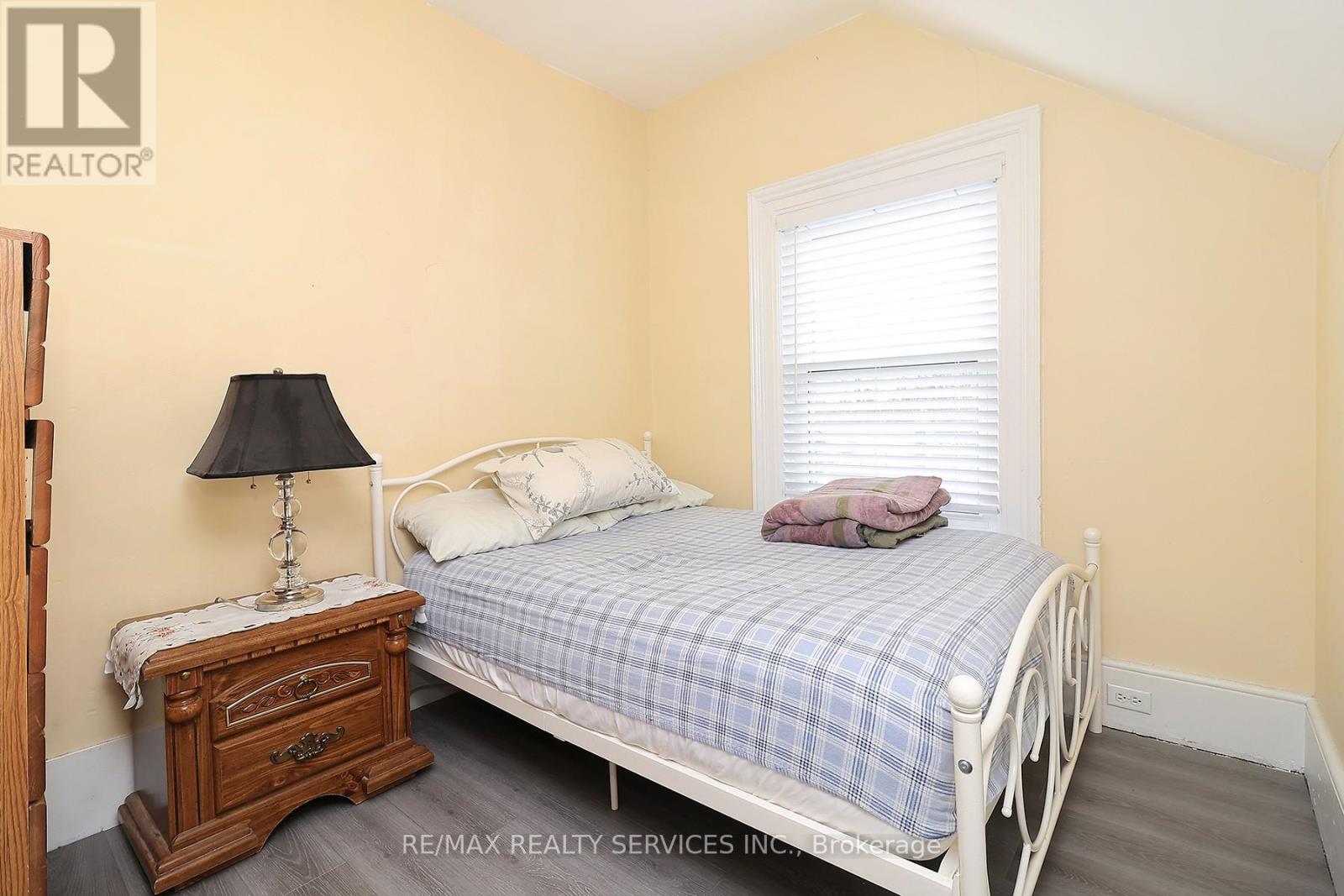240 Freelton Road, Hamilton, Ontario  L8B 0Z5 - Photo 15 - X12077831