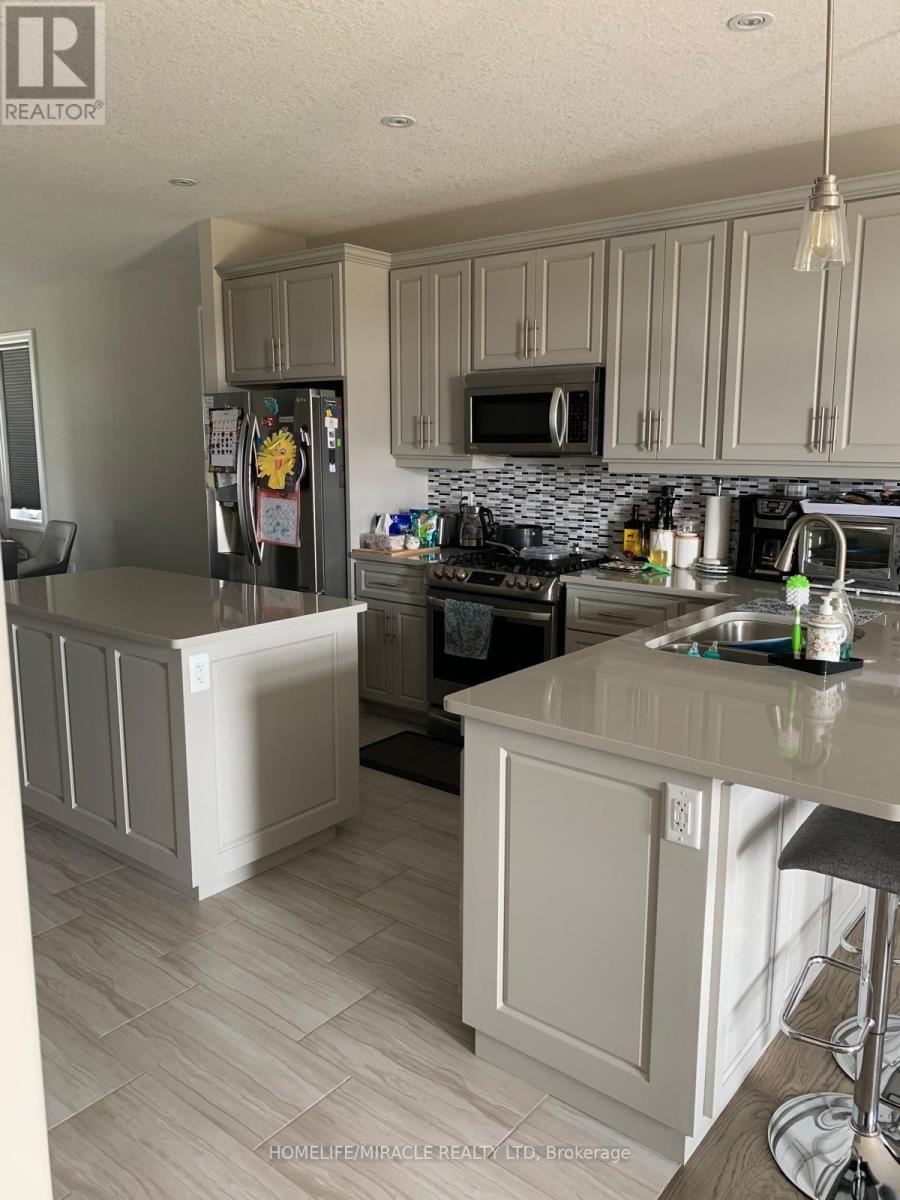 Property at 466 NORMANTON STREET image 4