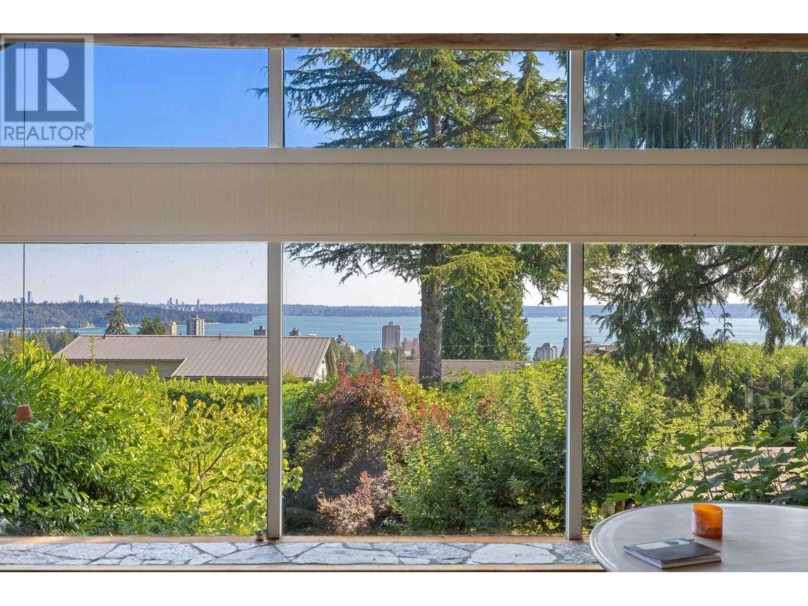 2234 Ottawa Avenue, West Vancouver, British Columbia  V7V 2S6 - Photo 5 - R2916742