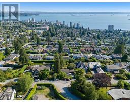 2234 OTTAWA AVENUE, West Vancouver, British Columbia