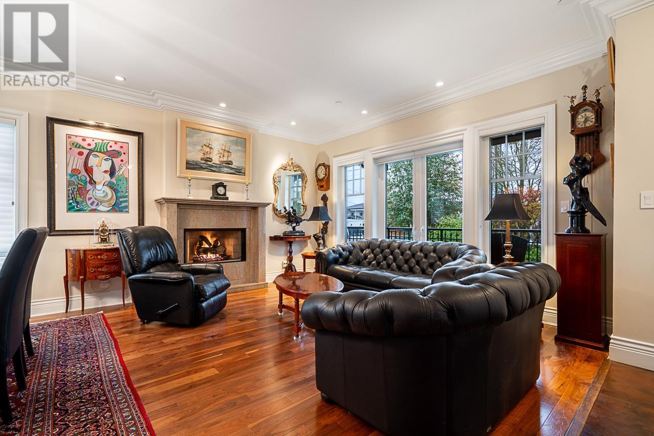 Property at 1295 CLYDE AVENUE image 3