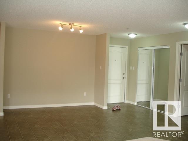Property at #1204 330 CLAREVIEW STATION DR NW image 4