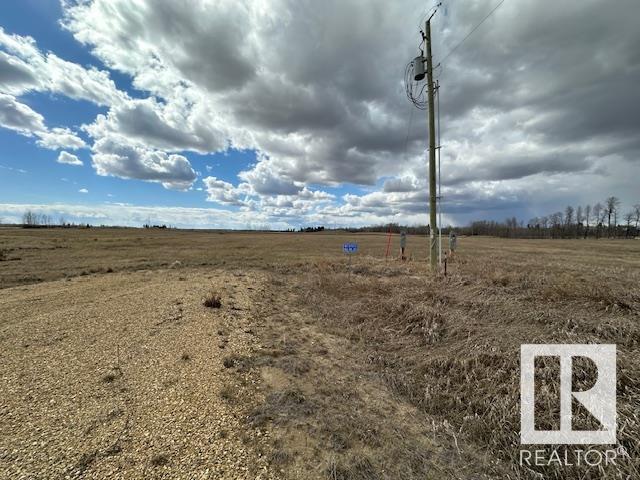 Property at 48 475013 RGE RD 243 image 1