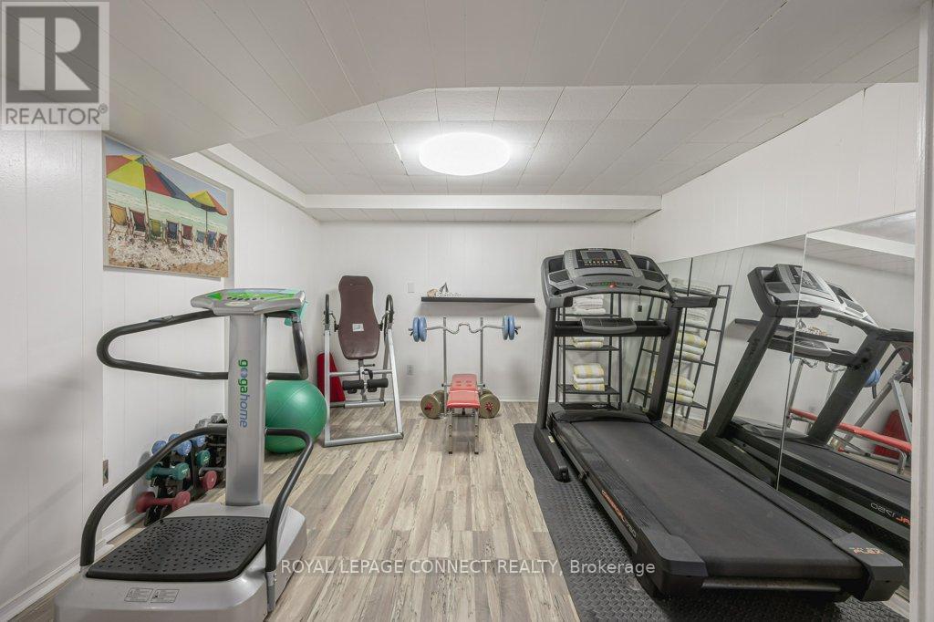 2 Ailsa Craig Court, Toronto, Ontario  M2R 2B8 - Photo 25 - C12100057