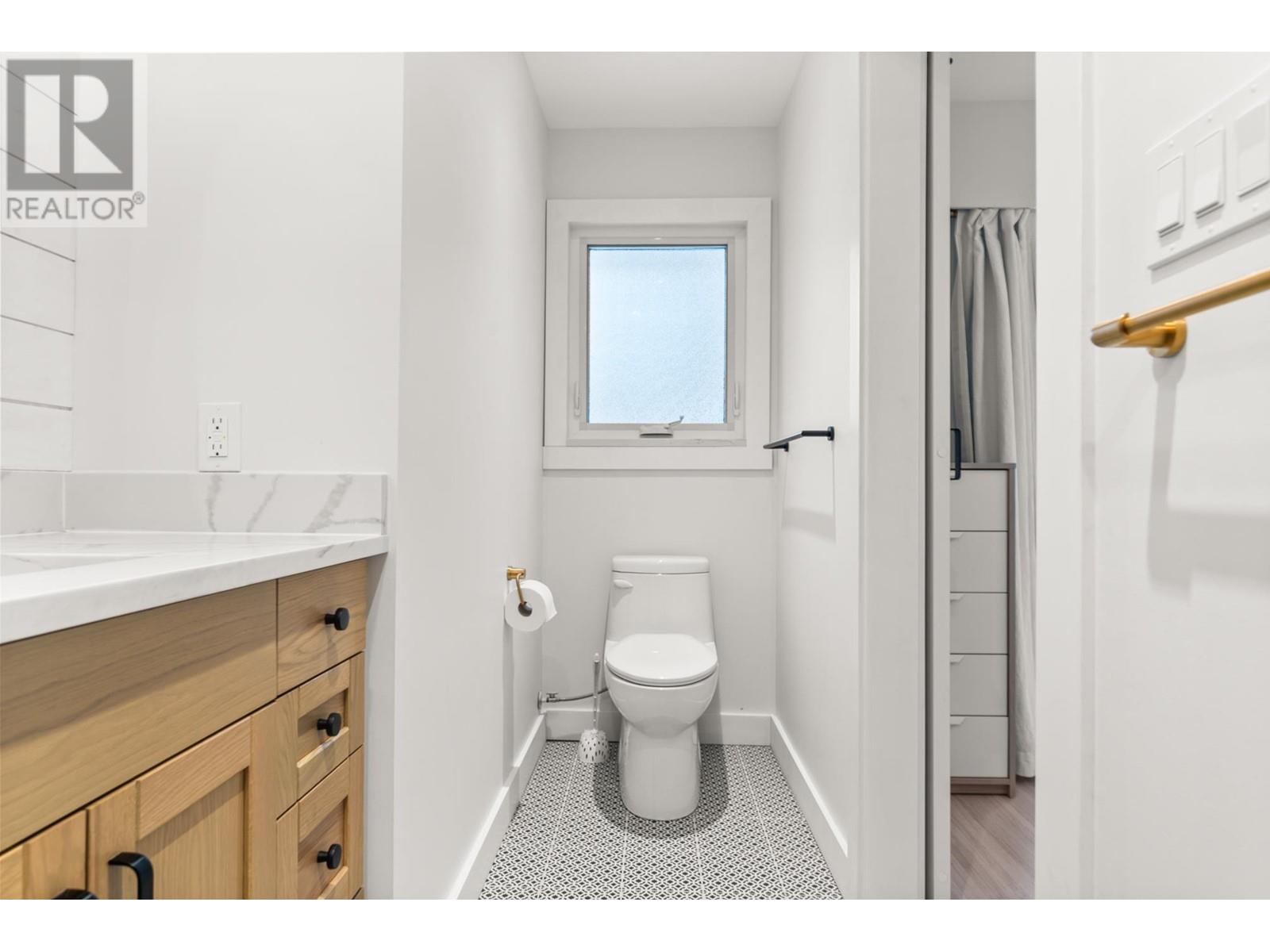 1017 Walalee Drive, Delta, British Columbia  V4M 2L9 - Photo 32 - R2985232
