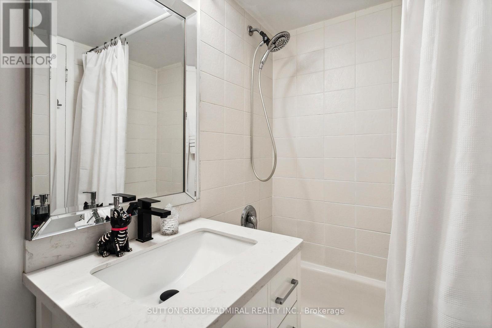 435 - 34 Western Battery Road, Toronto, Ontario  M6K 3N9 - Photo 31 - C12100111