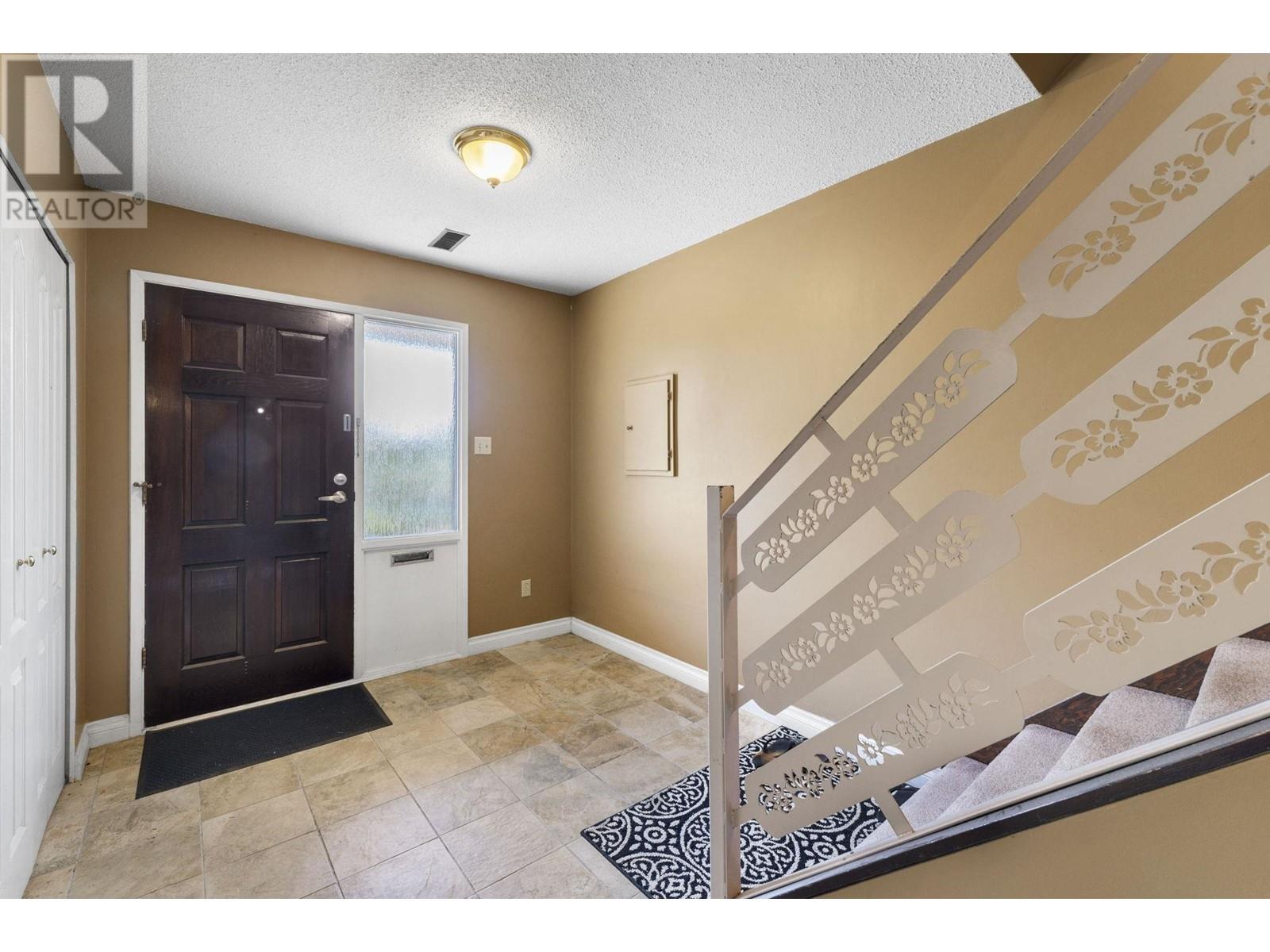 Property at 945 DELESTRE AVENUE image 3
