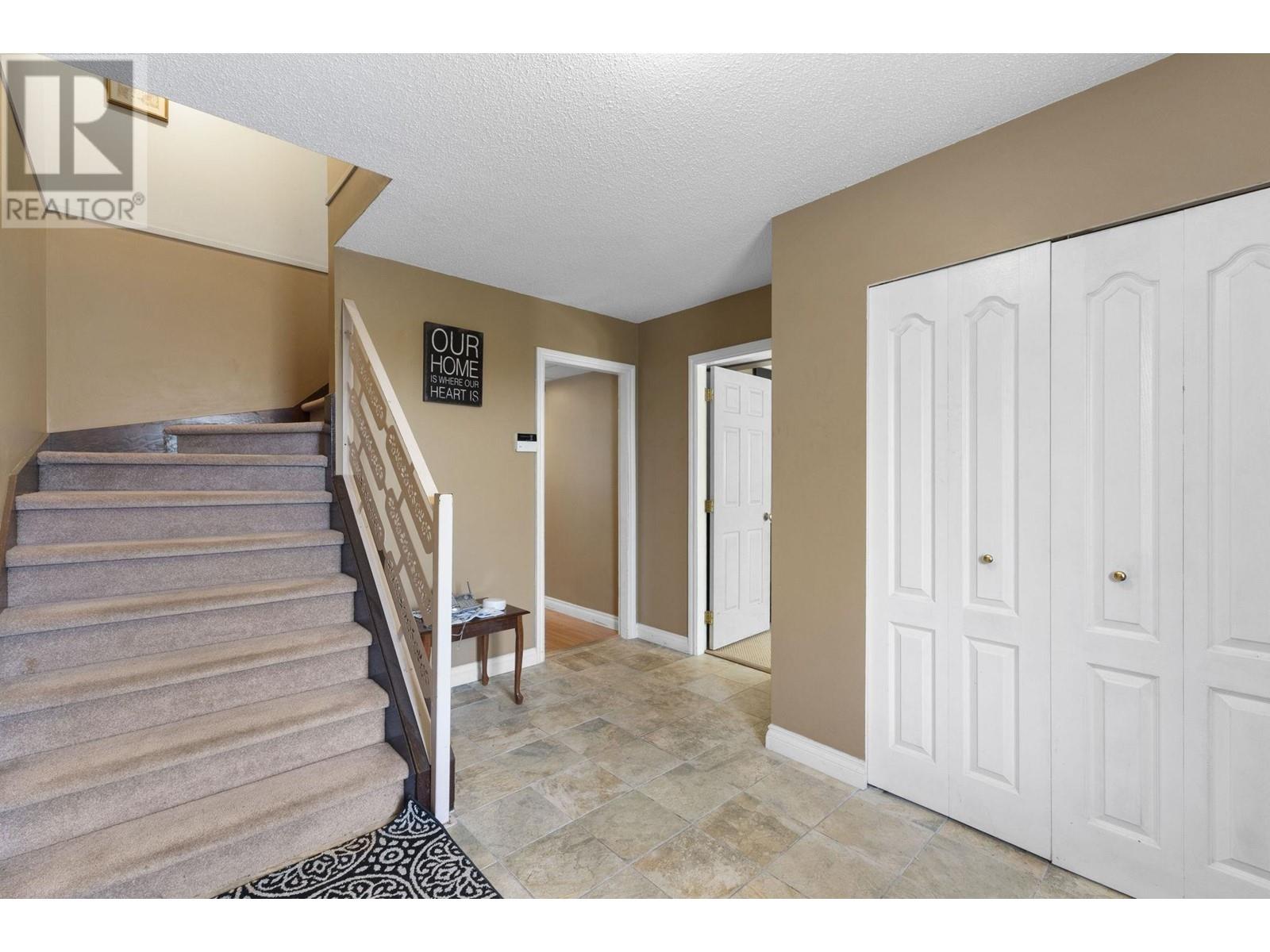 Property at 945 DELESTRE AVENUE image 4