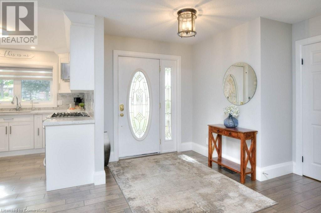 Property at 318 ROXTON Drive Unit# 3 image 3