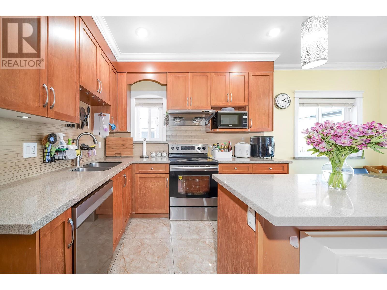 3443 Price Street, Vancouver, British Columbia  V5R 5R2 - Photo 8 - R2992880