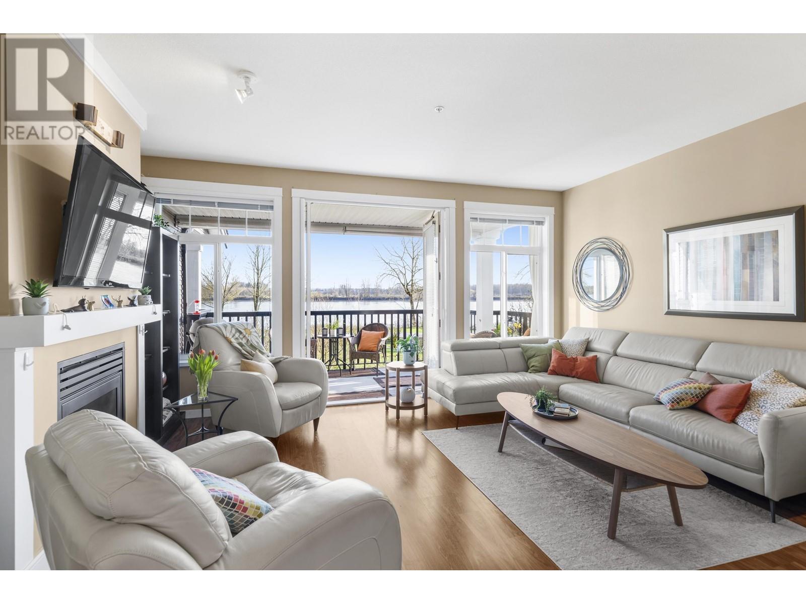 Property at 30 19490 FRASER WAY image 3
