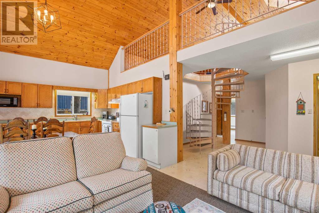 91 Oliver Avenue, Gull Lake, Alberta  T4L 2N1 - Photo 12 - A2208505