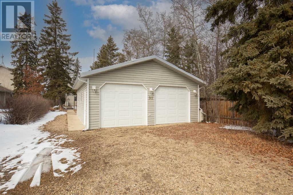 91 Oliver Avenue, Gull Lake, Alberta  T4L 2N1 - Photo 32 - A2208505