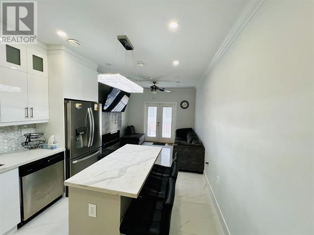 1006 Salter Street, New Westminster, British Columbia  V3M 5A6 - Photo 11 - R2993758