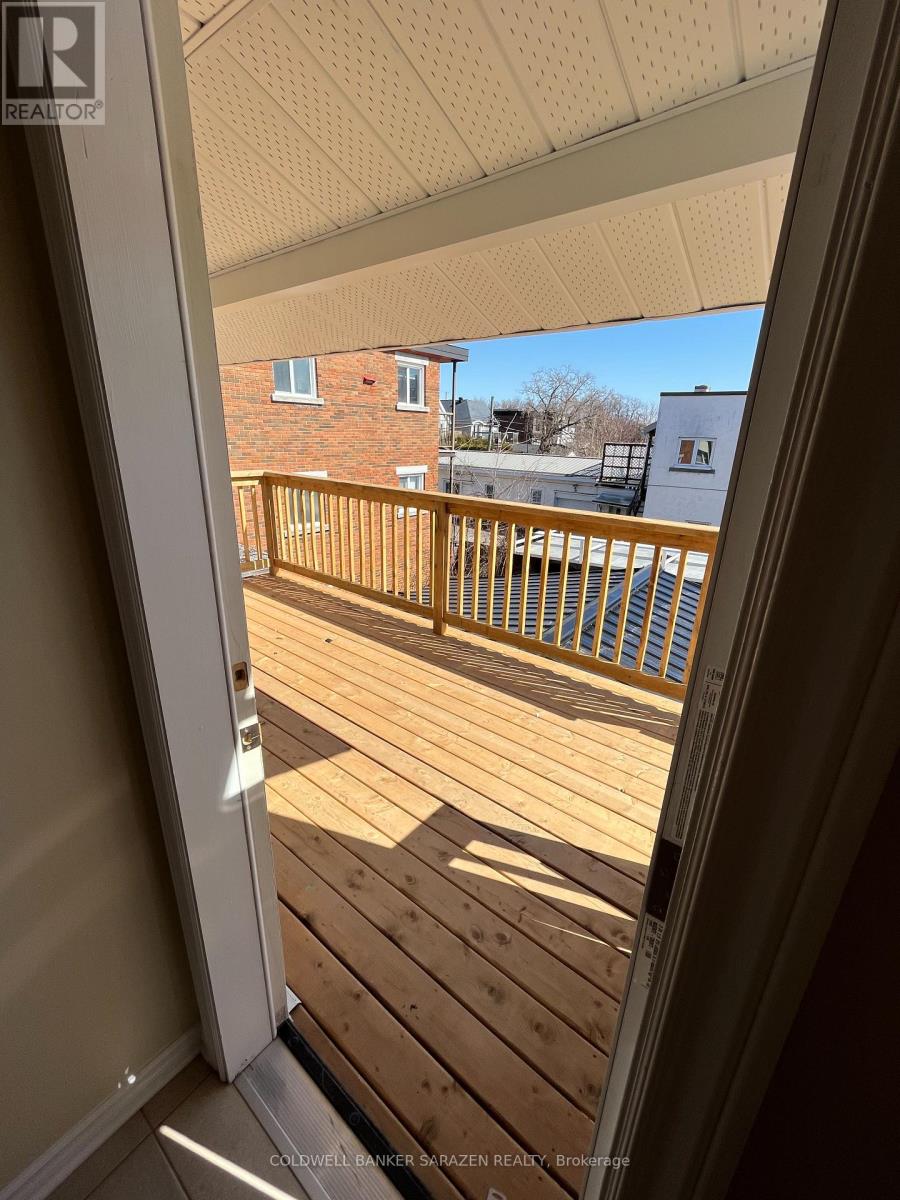 2 - 136 Deschamps Avenue, Ottawa, Ontario  K1L 5Z6 - Photo 17 - X12100152