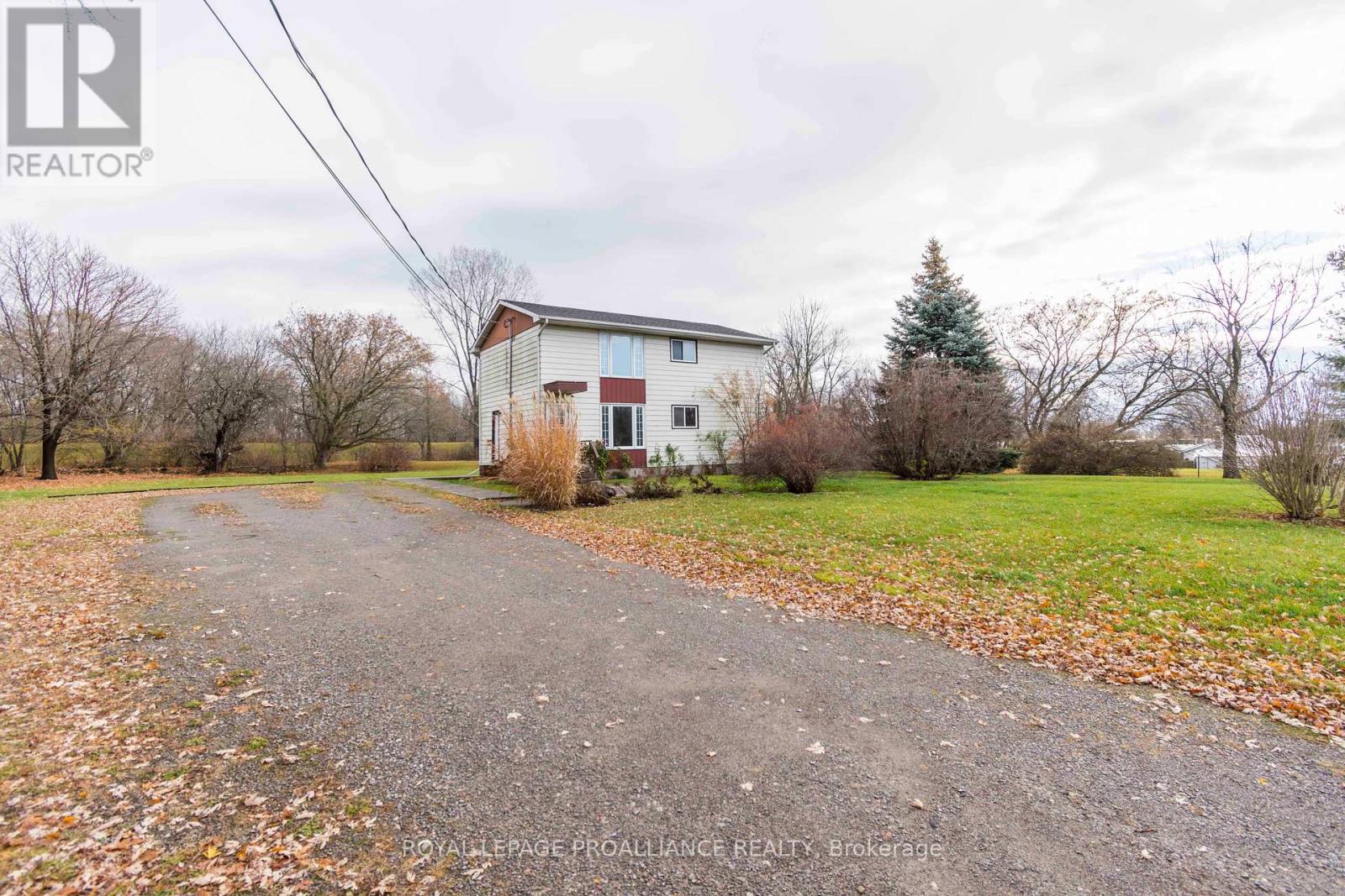 Property at 25 QUINTE VIEW DRIVE image 1