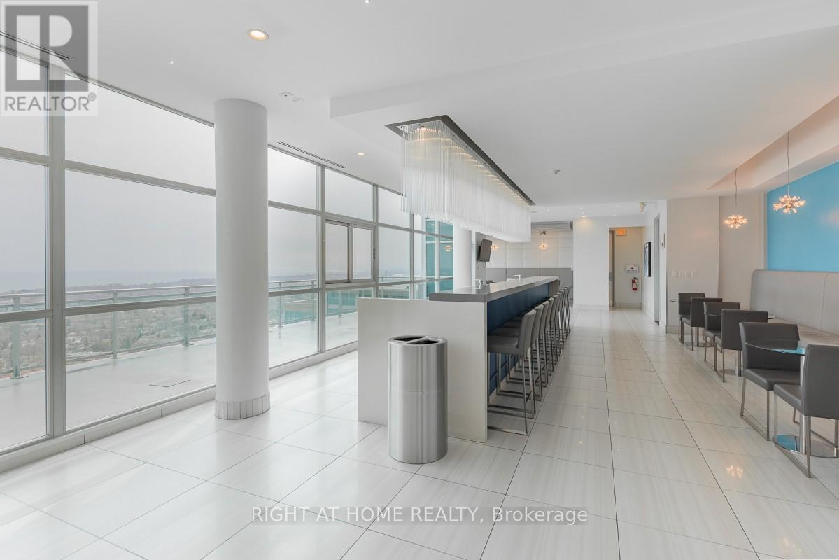 1524 - 165 Legion Road N, Toronto, Ontario  M8Y 0B3 - Photo 23 - W12100146