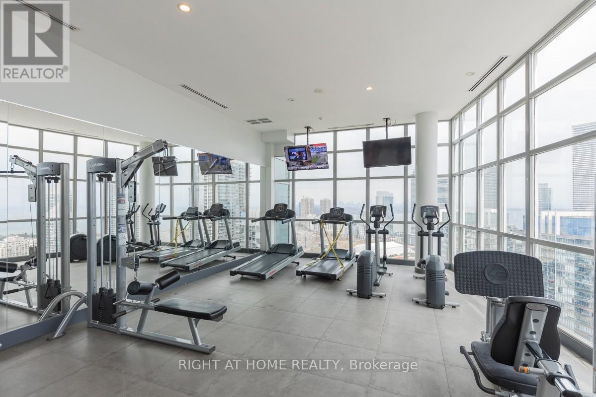 1524 - 165 Legion Road N, Toronto, Ontario  M8Y 0B3 - Photo 27 - W12100146