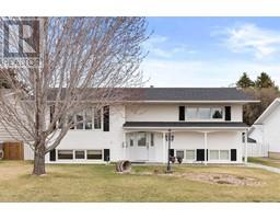 1439 2 Avenue Ne Northeast Crescent Heights, Medicine Hat, Ca