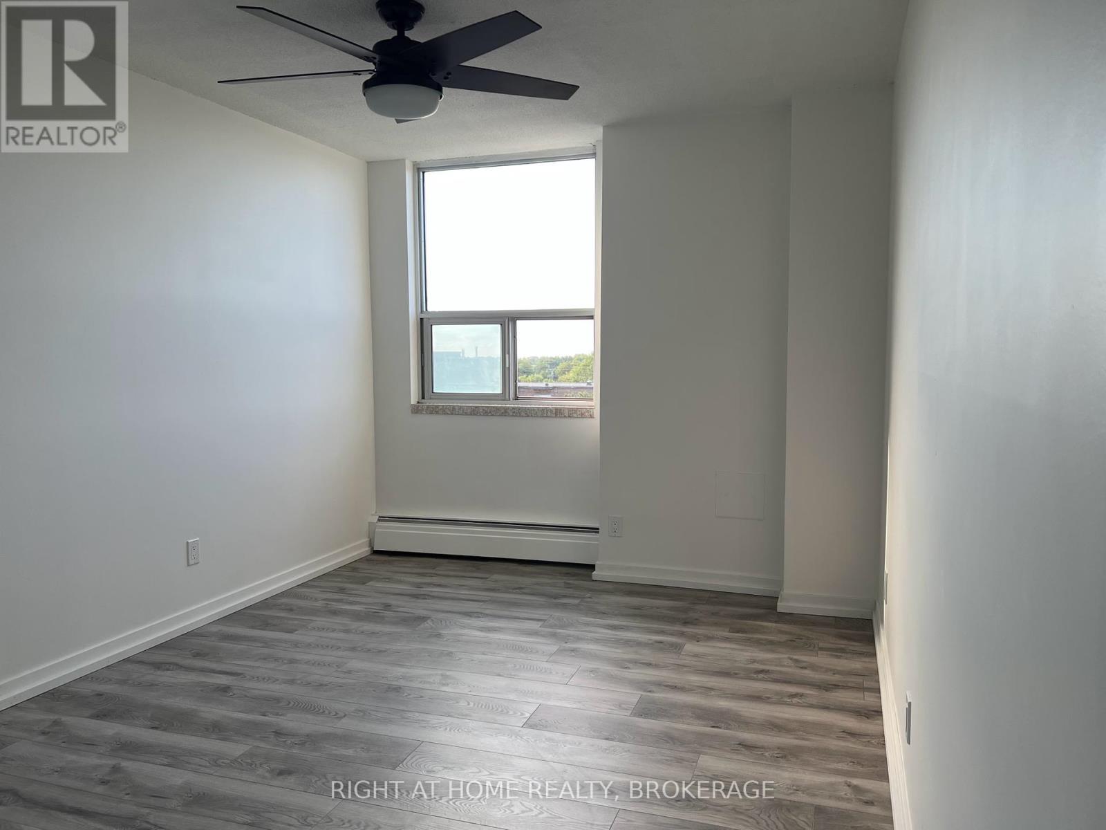 706 - 365 Geneva Street, St. Catharines, Ontario  L2N 5S7 - Photo 18 - X12100161