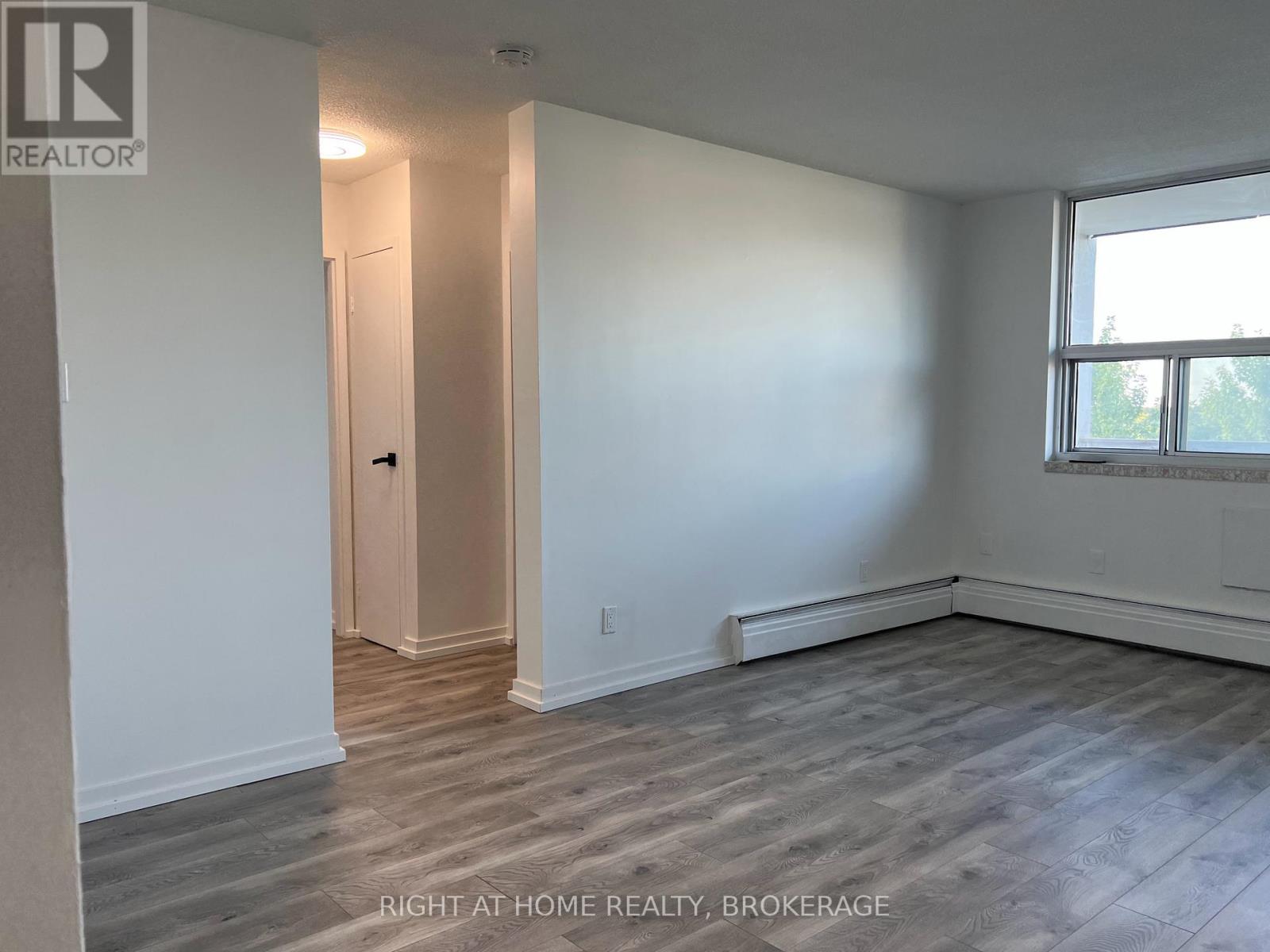 706 - 365 Geneva Street, St. Catharines, Ontario  L2N 5S7 - Photo 21 - X12100161