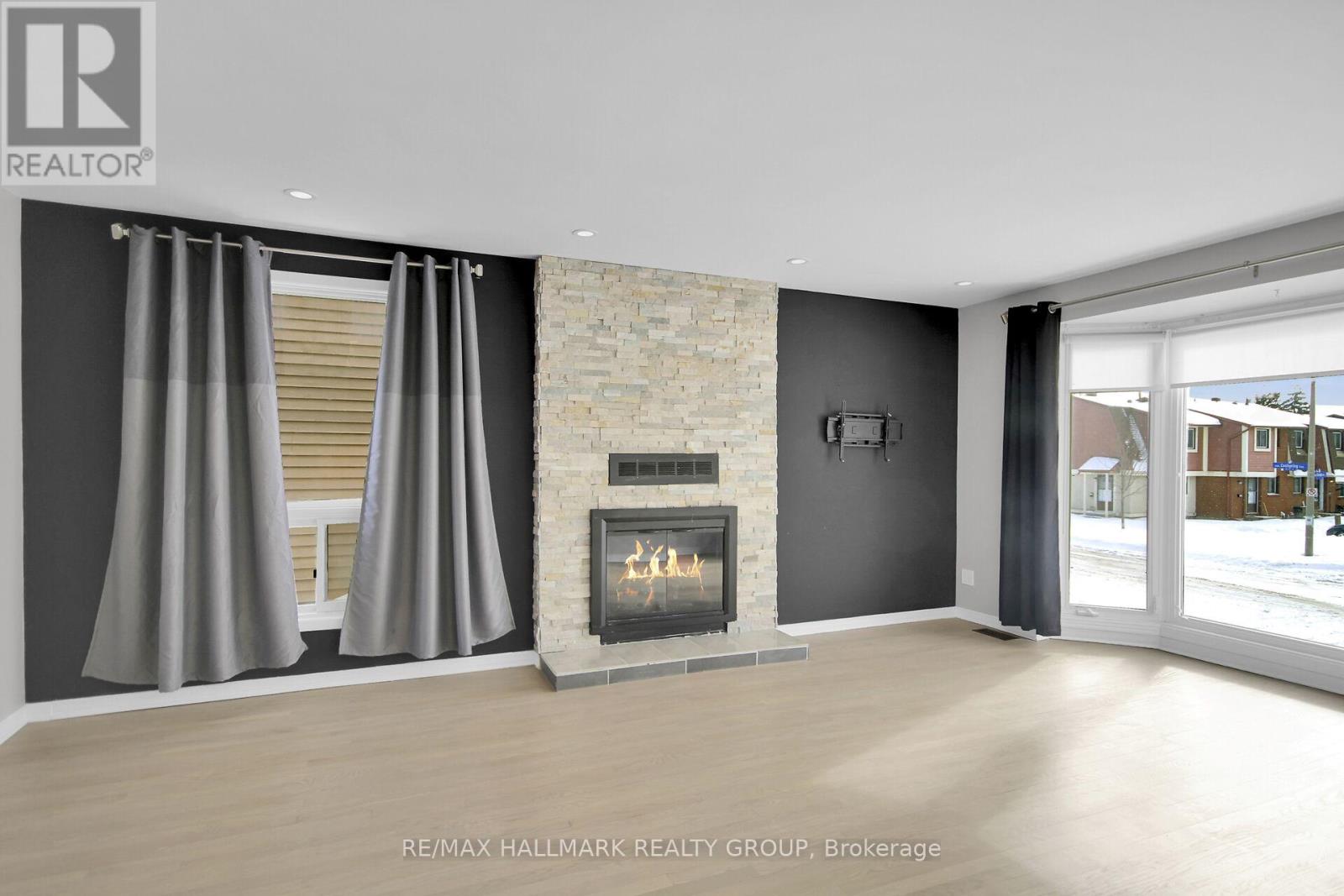 Property at 13 COOLSPRING CRESCENT image 5