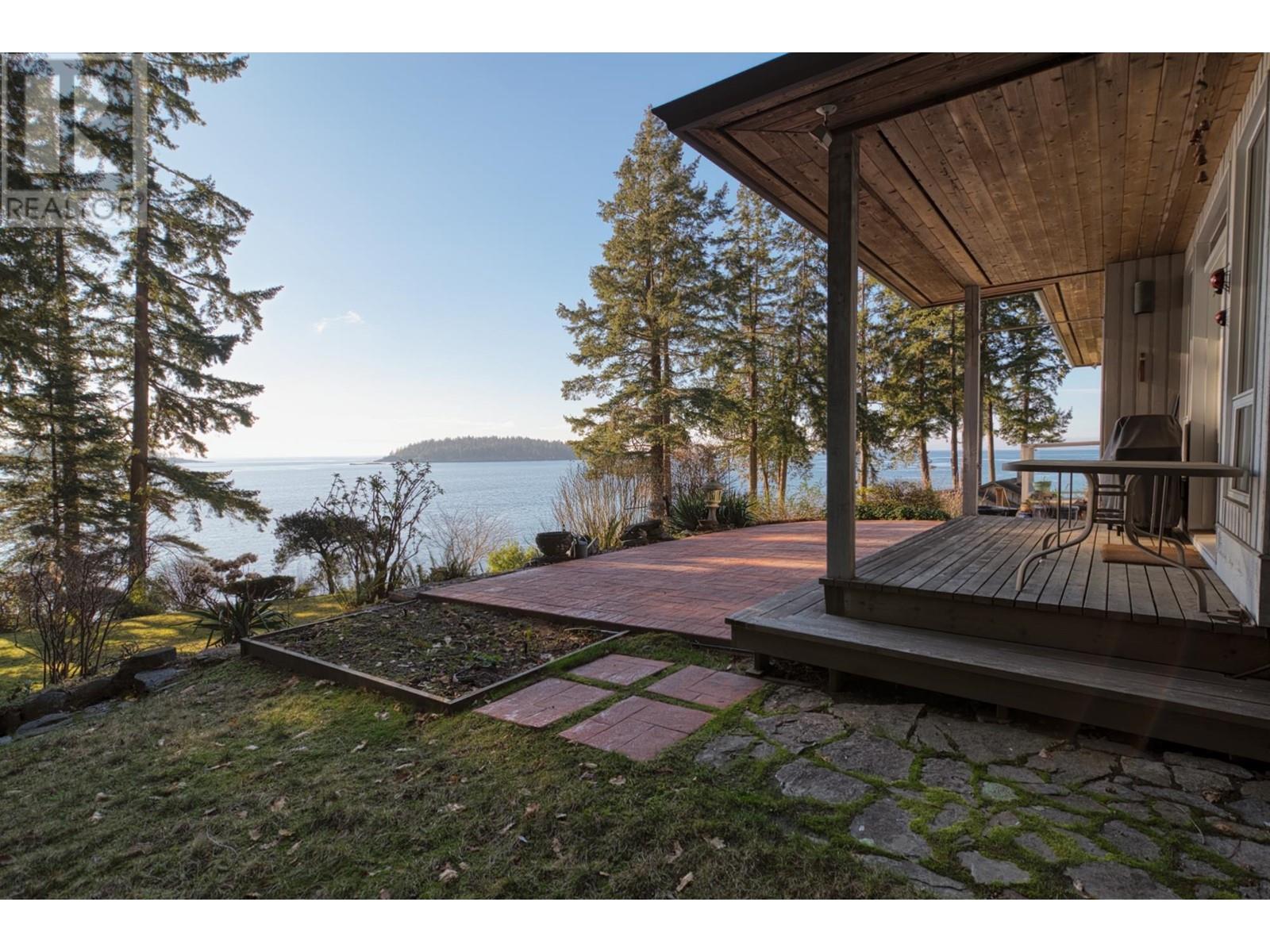 6417 Sunshine Coast Highway, Sechelt, British Columbia  V7Z 0N6 - Photo 10 - R2959571