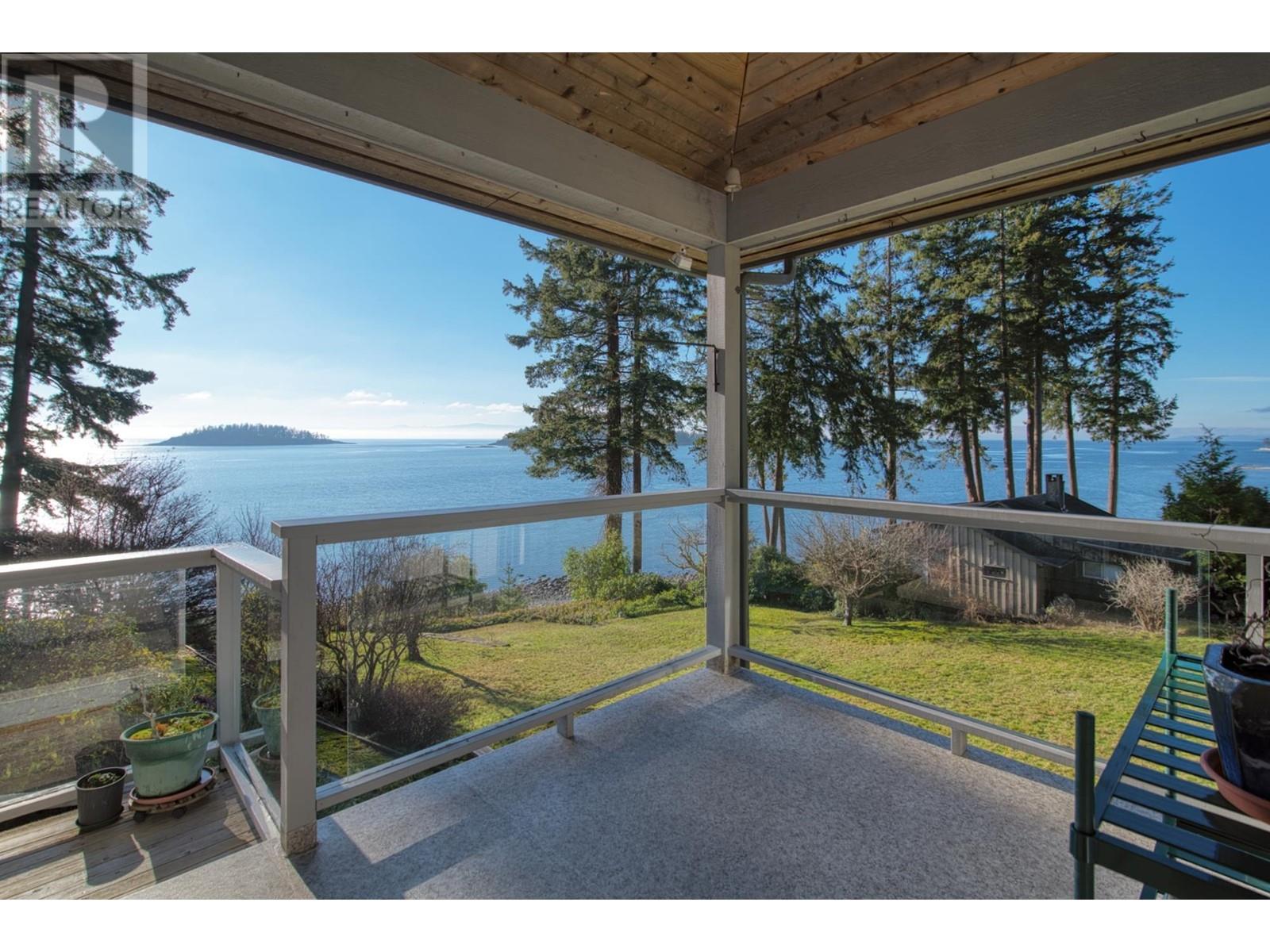 Property at 6417 SUNSHINE COAST HIGHWAY image 1