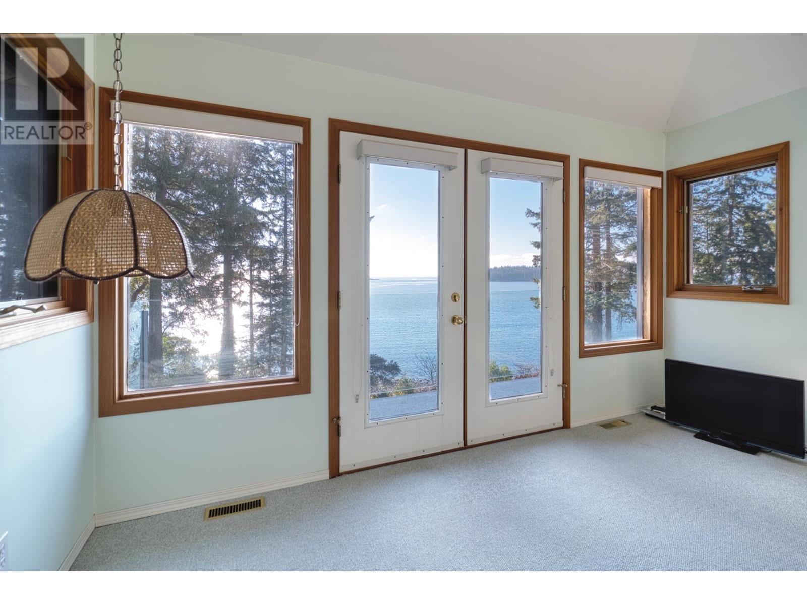 6417 Sunshine Coast Highway, Sechelt, British Columbia  V7Z 0N6 - Photo 28 - R2959571