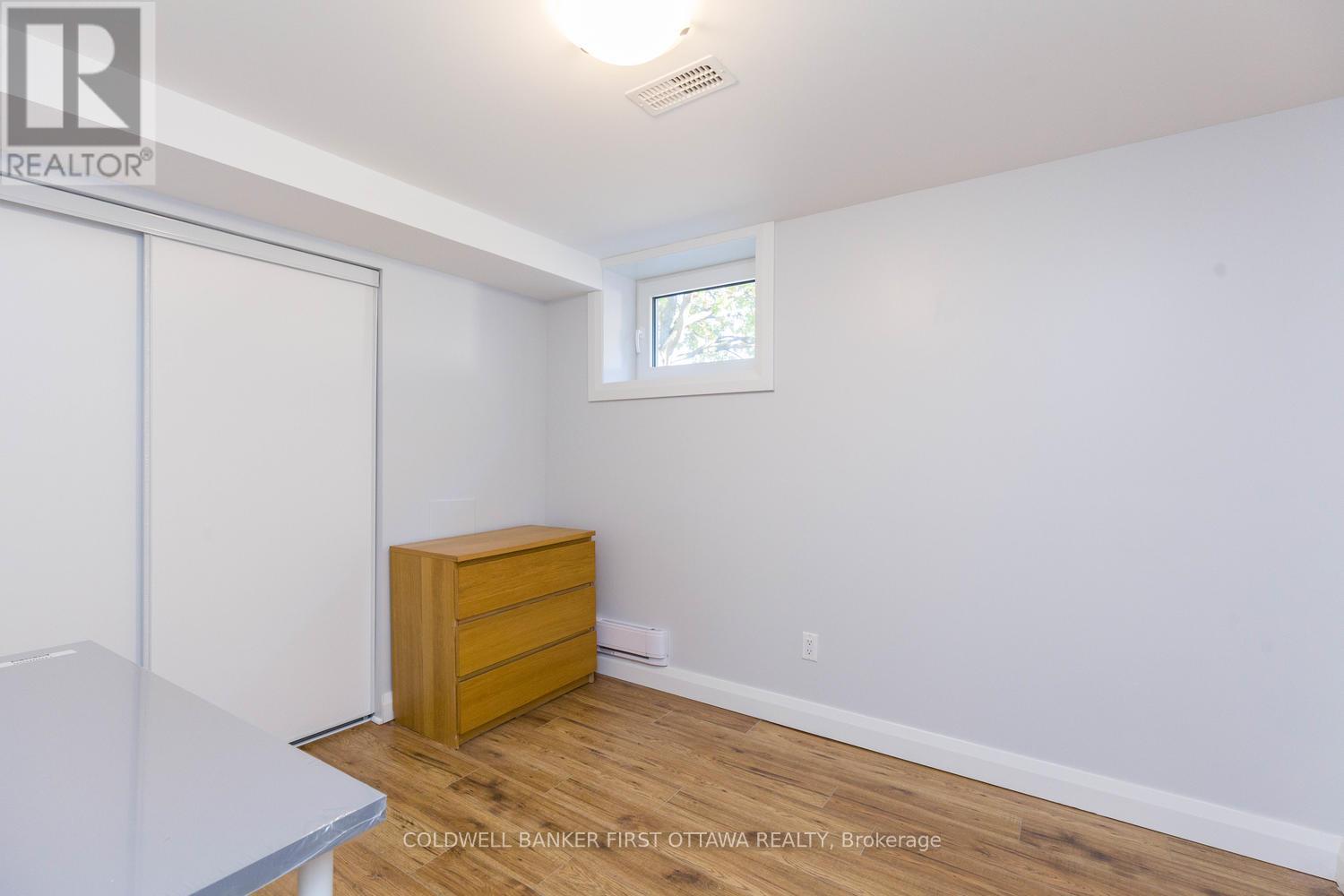 34 Westwood Drive, Ottawa, Ontario  K2G 2X1 - Photo 16 - X12100181