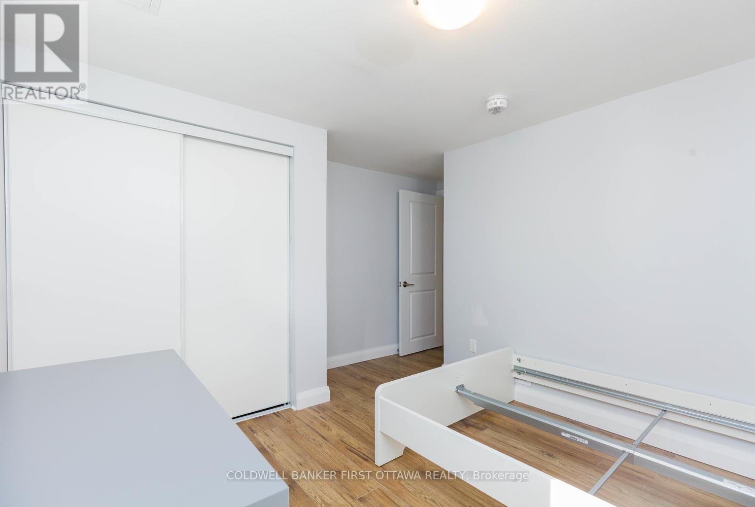 34 Westwood Drive, Ottawa, Ontario  K2G 2X1 - Photo 19 - X12100181