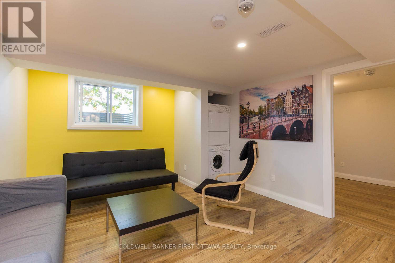 Property at 34 WESTWOOD DRIVE image 5
