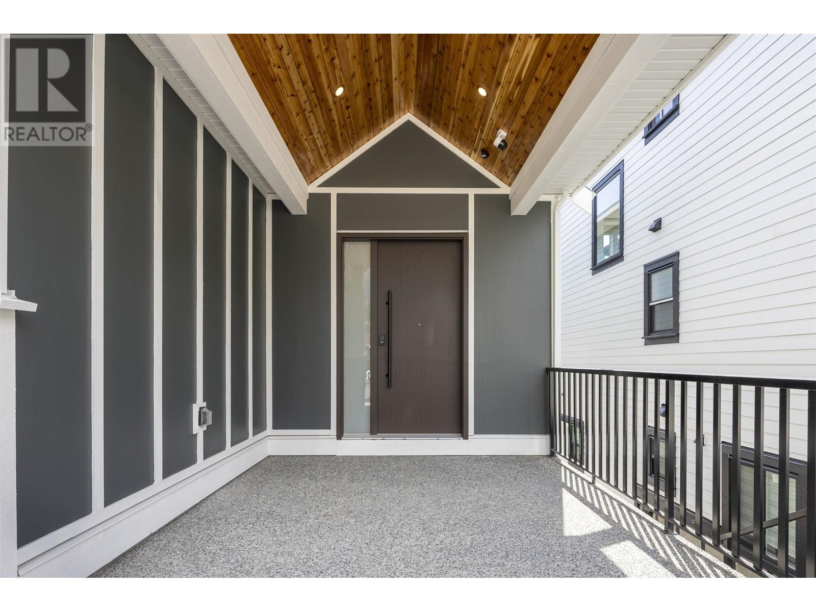 Property at 3336 PRINCETON AVENUE image 3
