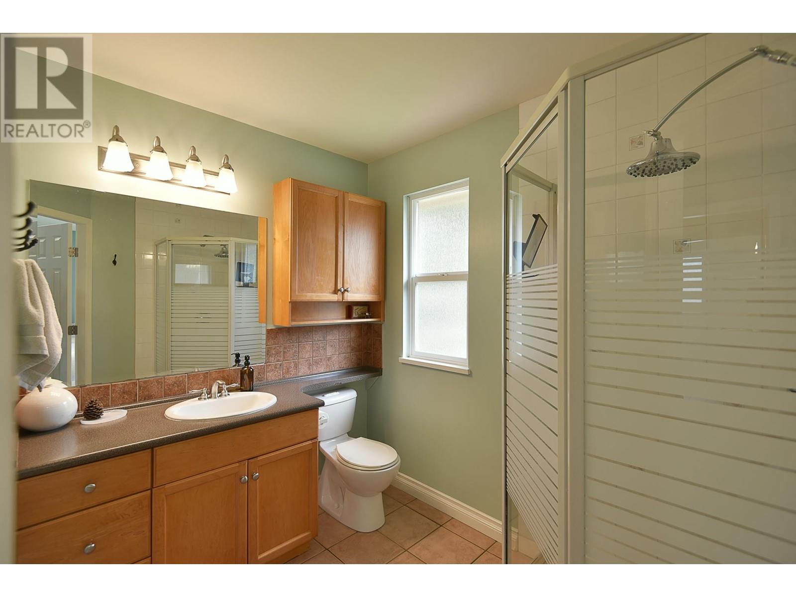 5475 Carnaby Place, Sechelt, British Columbia  V7Z 0M3 - Photo 13 - R2992560