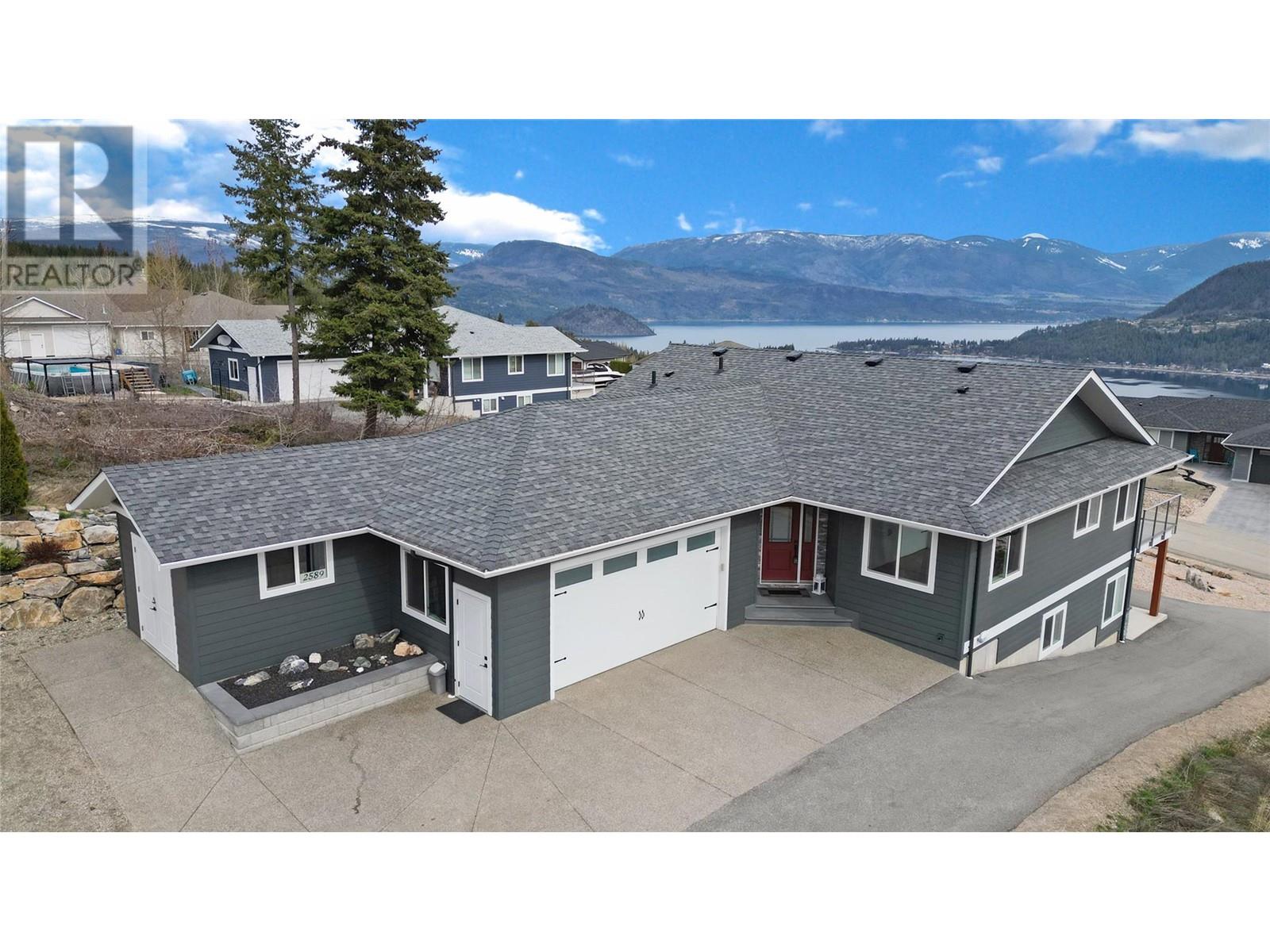Property at 2589 St Andrews Street image 1