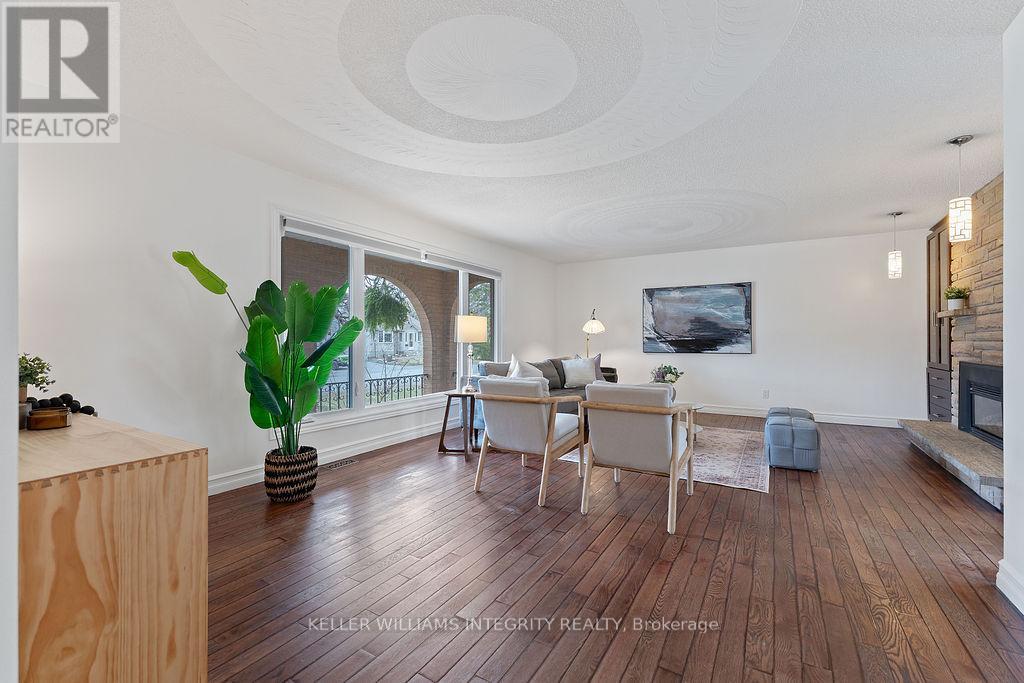 Property at 62 CHIPPEWA AVENUE image 4