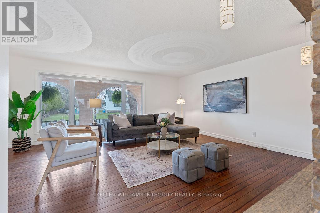 Property at 62 CHIPPEWA AVENUE image 5