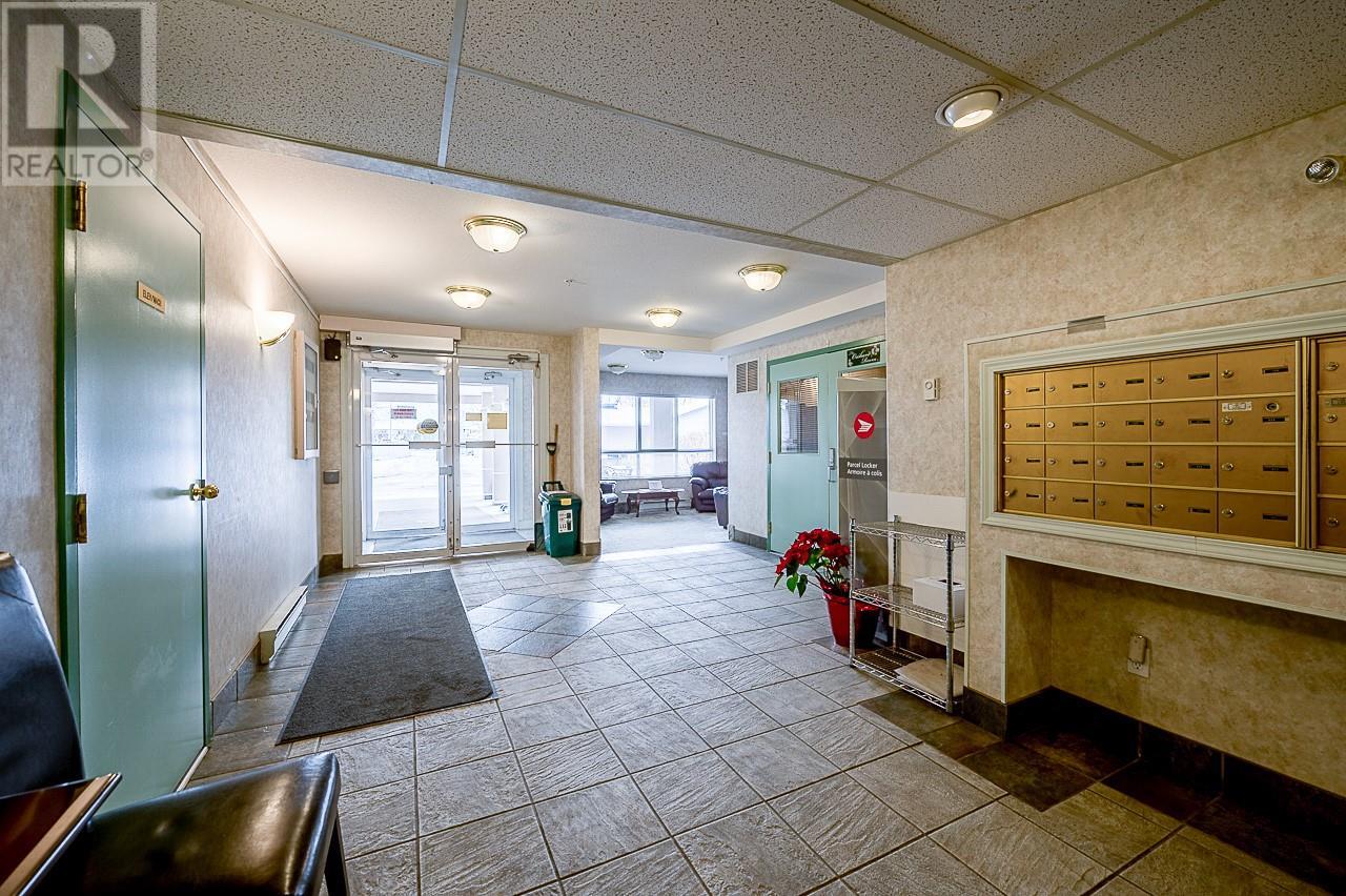 860 NICOLANI Drive Unit# 303, Kamloops, BC V2B5B3